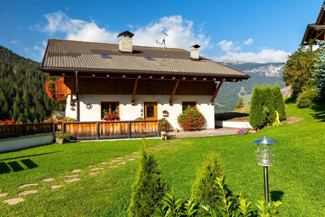 Ciasa Odlana Apartman San Cassiano  Kültér fotó